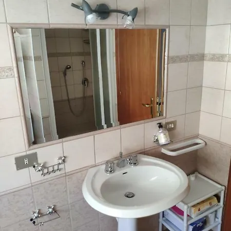 Old Style Flat *